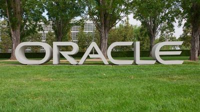 Oracle cuts hundreds of jobs as AI push continues