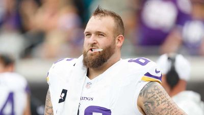 Bengals Hosting Veteran OL As Team Seeks Additional Protection for Joe Burrow