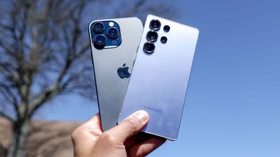 The Rise of Samsung: Why Apple Is Losing Ground in the Smartphone War