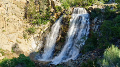 "He tried for days to escape, but there was nothing he could do" - California climber rescued after spending 2 days behind rushing waterfall