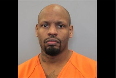 Police launch desperate manhunt for suspect mistakenly released from jail ahead of his prison sentence