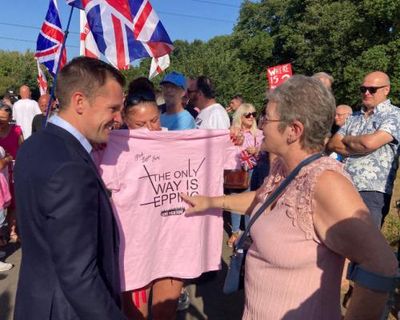 Labour condemns Robert Jenrick’s visit to rally attended by far-right activist