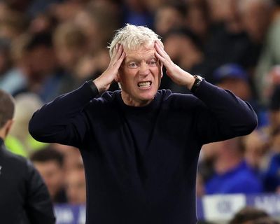 ‘Refs have had a poor weekend’: Moyes hits out after Leeds’ penalty winner