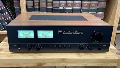 NAD C 3050 (with MDC2 BluOS-D module)