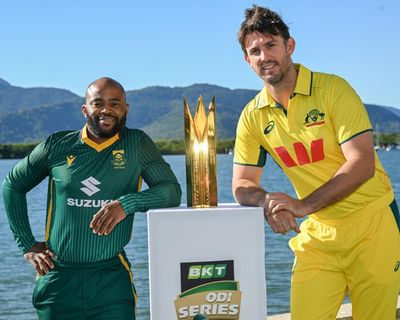 South Africa beat Australia by 98 runs in first men’s one-day international – as it happened