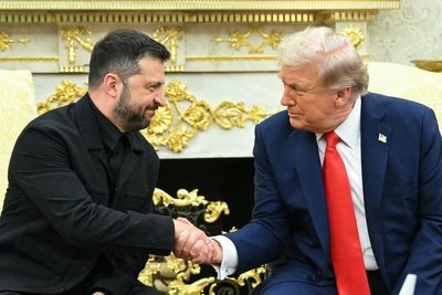 Trump says Ukraine will 'get a lot of land' as Zelensky hails White House peace talks