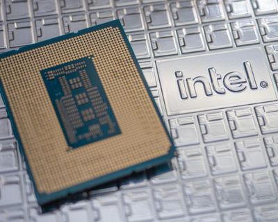 Intel secures $2bn lifeline from Japan’s SoftBank