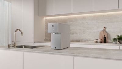Samsung's latest smart home product is a $1,000 AI-powered water purifier