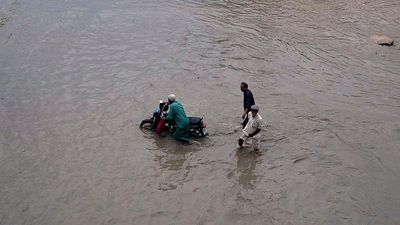 Rescue teams search debris after deadly floods in Pakistan