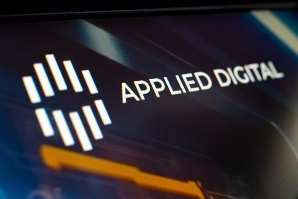 Applied Digital (APLD) Pulls Back After Surging On $3…