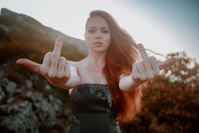 11 Signs You’re Dealing With a Selfish Woman