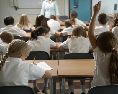 Teach boys and girls together about menstruation, UCL study argues