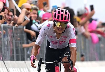 Richard Carapaz to miss Vuelta a España, target World Championships