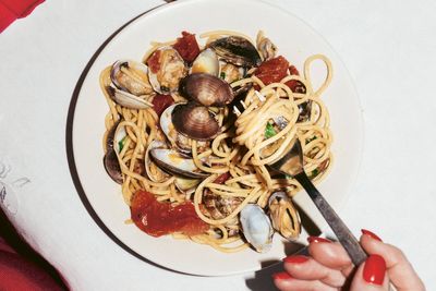How to make the ultimate spaghetti alle vongole, straight from Naples