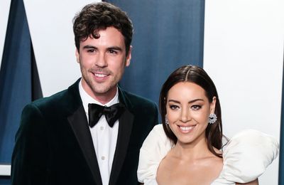 Aubrey Plaza describes grief as 'a giant ocean of awfulness' following suicide of husband Jeff Baena