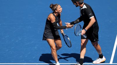 US Open mixed doubles defending champions advance to semis of revamped event