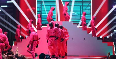 Netflix Streams Toward A Breakout — And Looks To Disrupt Disney. What Could Go Wrong?