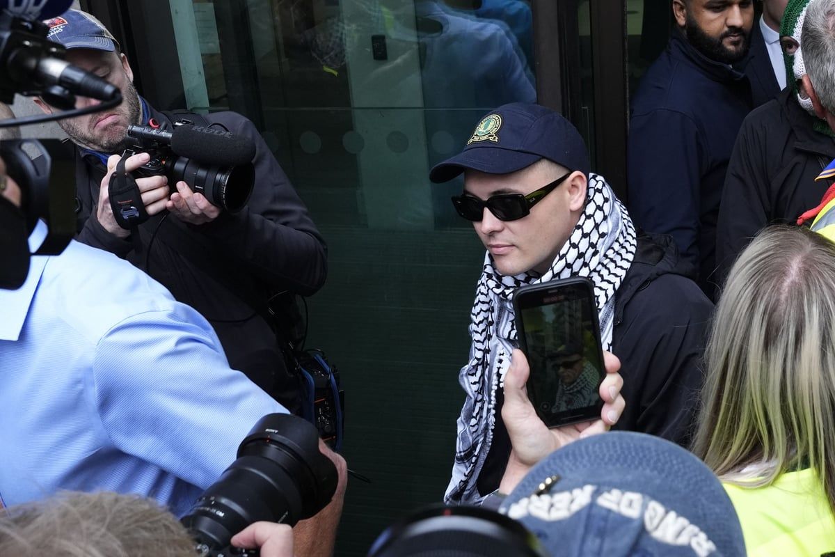 Kneecap rapper faces monthlong wait over whether…