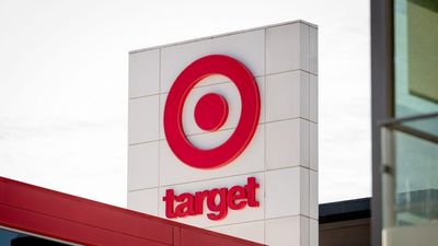Target Outgoing CEO Warns Of Short-Term Tariff Pressure, Stock Sinks