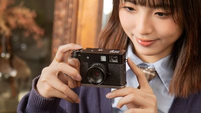 The Fujifilm X Half compact camera gets ergonomic boost with these new SmallRig accessories