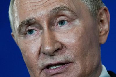Minister unveils UK crackdown on Kyrgyz finance to ‘keep pressure on’ Putin