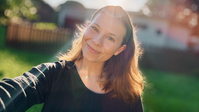 Top Ten Photos of Bindi Irwin Embracing Life After 13 Years of Suffering from Chocolate Cyst