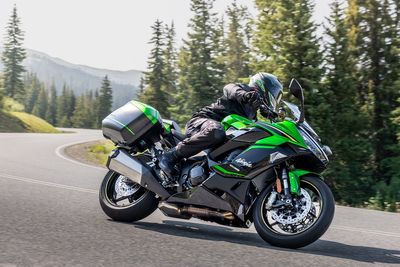 Kawasaki Ninja 1100SX SE Tourer: more grunt, more tech, more fun