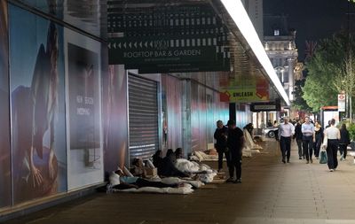 Oxford Street rough sleepers 'evicted from Park Lane camp' as sleeping bags line up on famous shopping destination