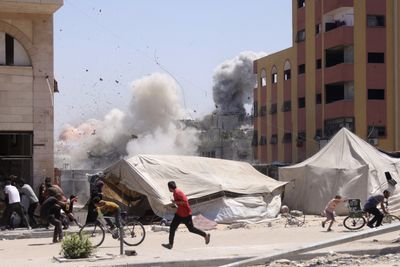 Israel pounds Gaza, killing 81, as it begins assault to seize Gaza City