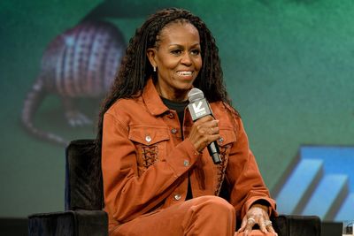 Michelle Obama reveals Barack’s different relationships with their daughters