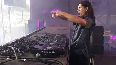 “The place went wild, and after 4 minutes and 27 seconds of what sounded like Justin Bieber, I found out the worst news imaginable”: EDM DJ Gryffin on the moment he learned that he’d been duped into performing with a Justin Bieber impersonator