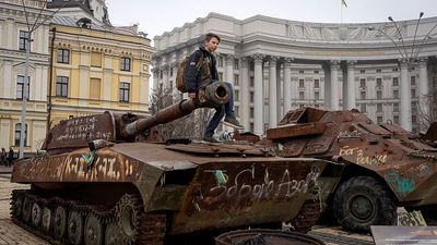Who really pays for what in the war on Ukraine? A tale of three burdens