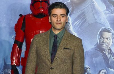 Oscar Isaac would return to Star Wars as Poe Dameron