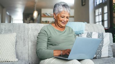 7 Reasons Why You Should Start a Side Gig If You’re Retiring This Year