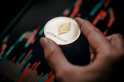 Ethereum Consolidates Below $4,300: Is $5,000 Or $4,000 Next?
