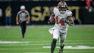 Bucs to Activate WR Chris Godwin From PUP List