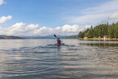 'I Will Defend Your Border': US Veteran Kayaks Illegally to Canada to Claim Asylum