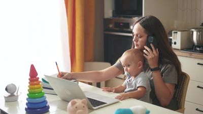 Return-to-Office Rules Fuel A New 'Motherhood Penalty,' Driving 212,000 Women Out of The Workforce