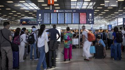 Will travelling outside the EU subject French to stricter tax audits?