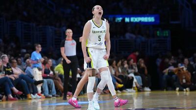 Magic Johnson Congratulates Paige Bueckers on 44-Point Night With Sweet Post