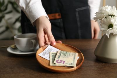 8 Everyday Things You’re Suddenly Expected to Tip For