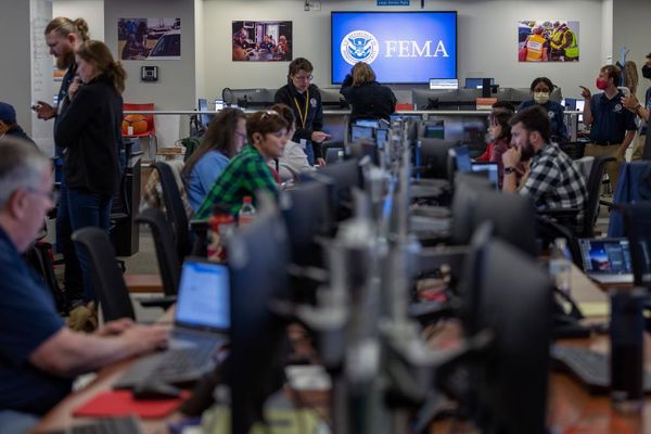 Alarm over Fema aid rule requiring email address for disaster victims
