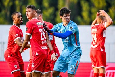 Man United in talks over highly-rated goalkeeper as Andre Onana decision made