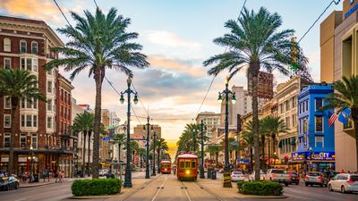 10 US Vacation Destinations Where You Can Buy a Home on a $100K Income