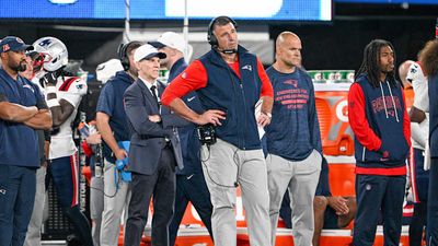 Mike Vrabel Issues Stern Warning to ‘Rats’ Leaking News to Reporters