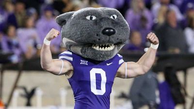 Irish Pub Attempting to Attract CFB Fans Has Amusing Kansas State Flag Mixup