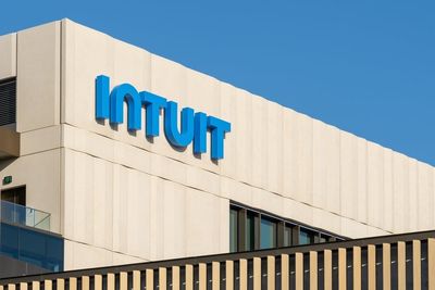 Intuit's Soft Guidance Shakes Stock, Analysts Bet On TurboTax, AI For Rebound