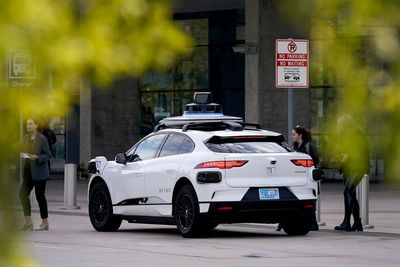 New York City allows robotaxi company to test autonomous vehicles in Manhattan and Brooklyn