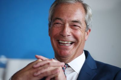 Farage wants to deport asylum seekers up to 4,000 miles away