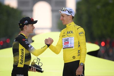 Jonas Vingegaard heads to Vuelta a España as the 'big favourite' in Tadej Pogačar's absence, but claims to not feel the pressure